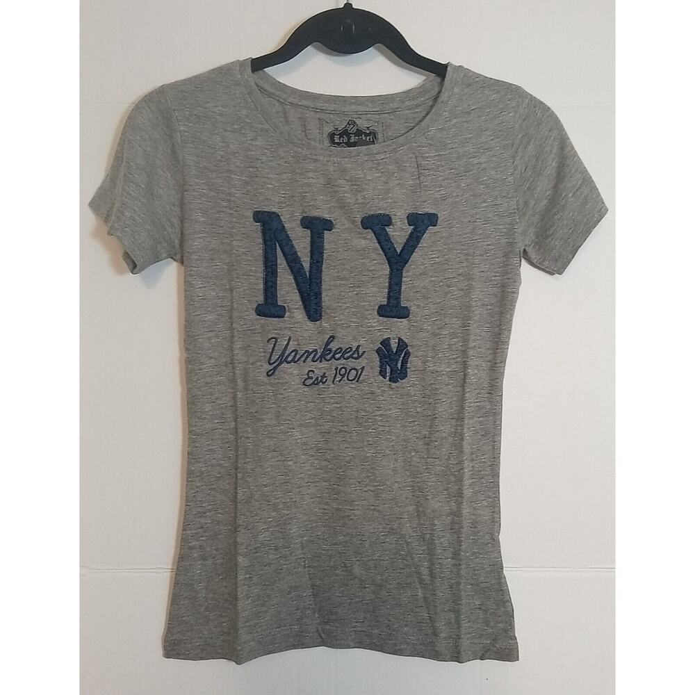 New York Yankees EST 1901 Red Jacket Shirt Kids Small